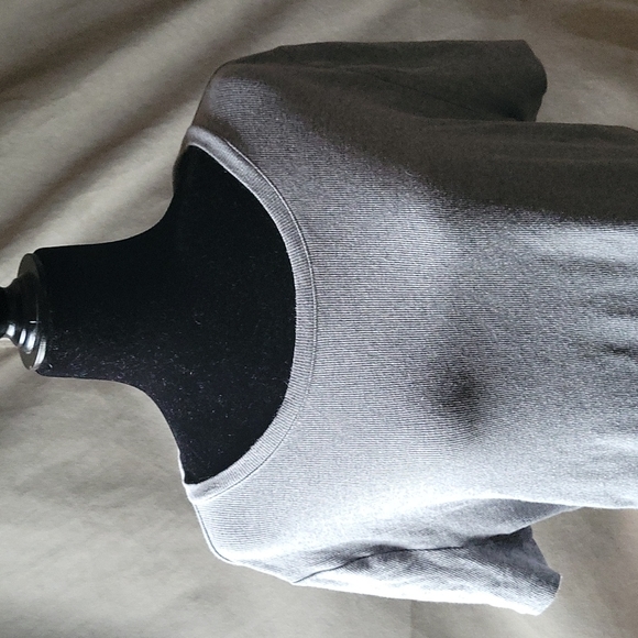 Time and Tru XL gray t-shirt - Picture 3 of 6